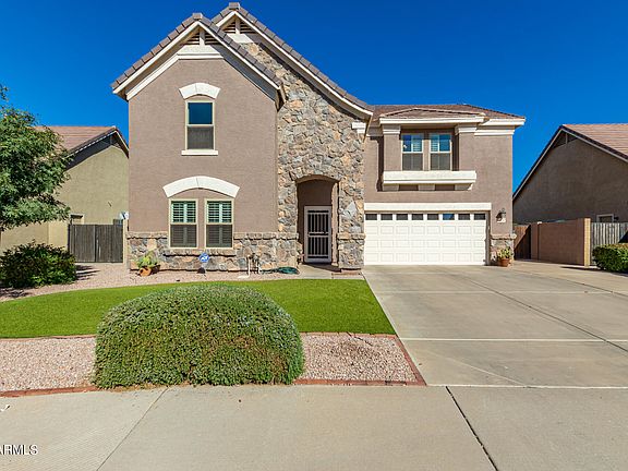 3rd image of 2402 E WINGED FOOT Drive