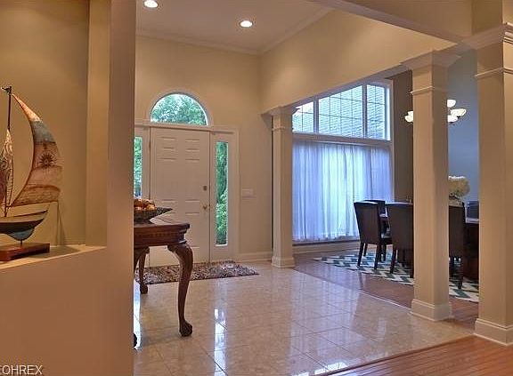 2nd image of 8135 Carrington Pl
