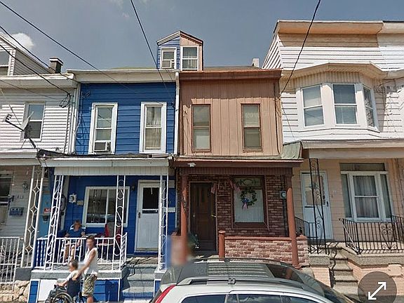 2nd image of 409 W Pine St