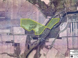 15325 Millhurst Rd, Plano, IL 60545