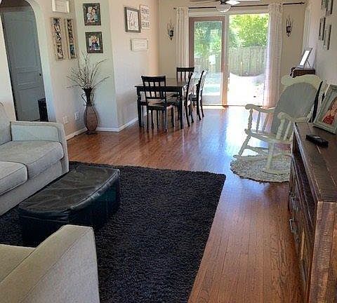 3rd image of 2911 Devita Dr
