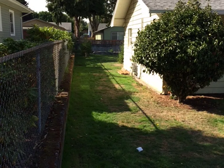 4555 NE 85th Ave — Photo 13