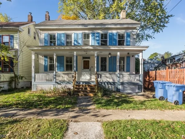 13 7th St, Frenchtown Boro, NJ 08825