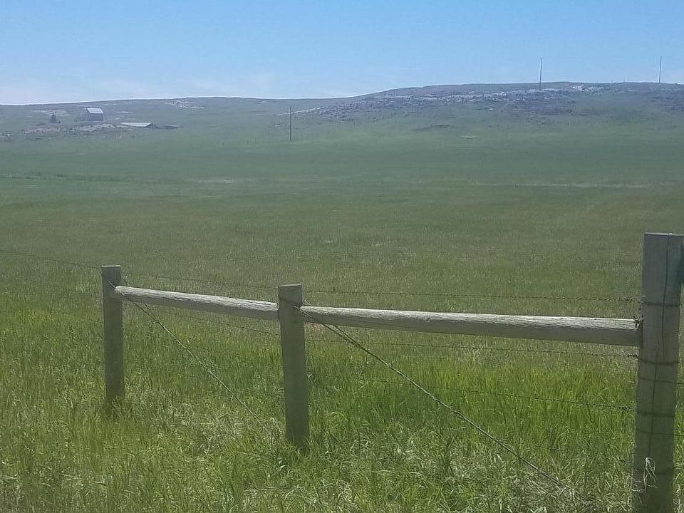 2nd image of 2261 State Highway 585