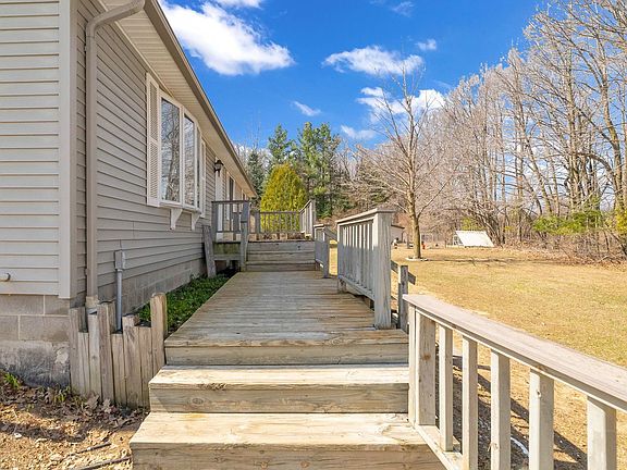 4th image of 5139 Welch Rd