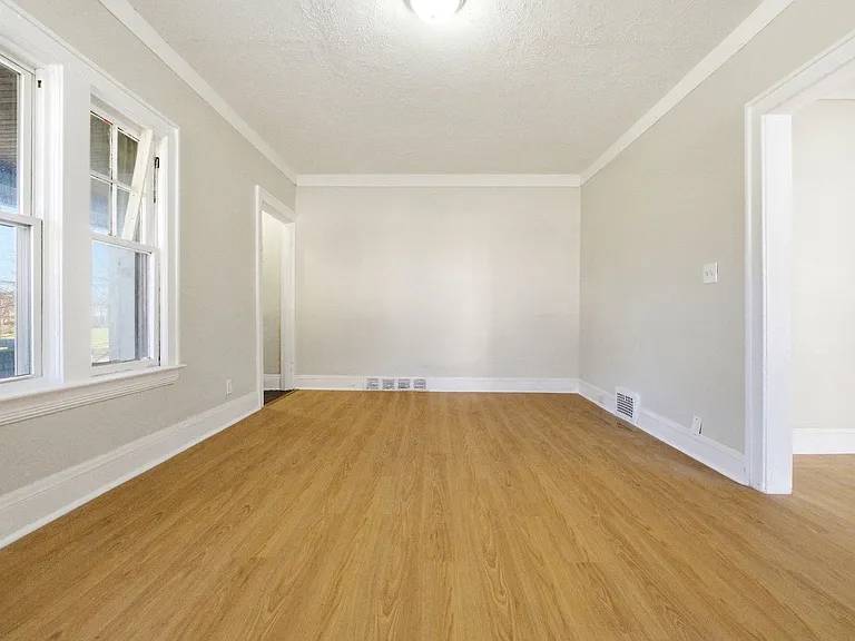 13806 Coit Rd #UPPER — Photo 5