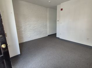 444 Martin St #2R, Philadelphia, PA 19128