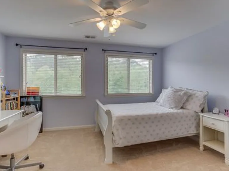 9064 Carriage Creek Rd — Photo 11