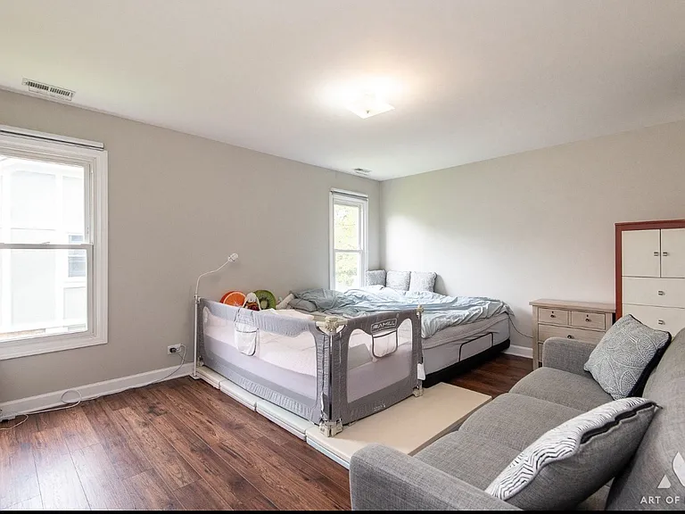 257 Coventry Cir — Photo 16