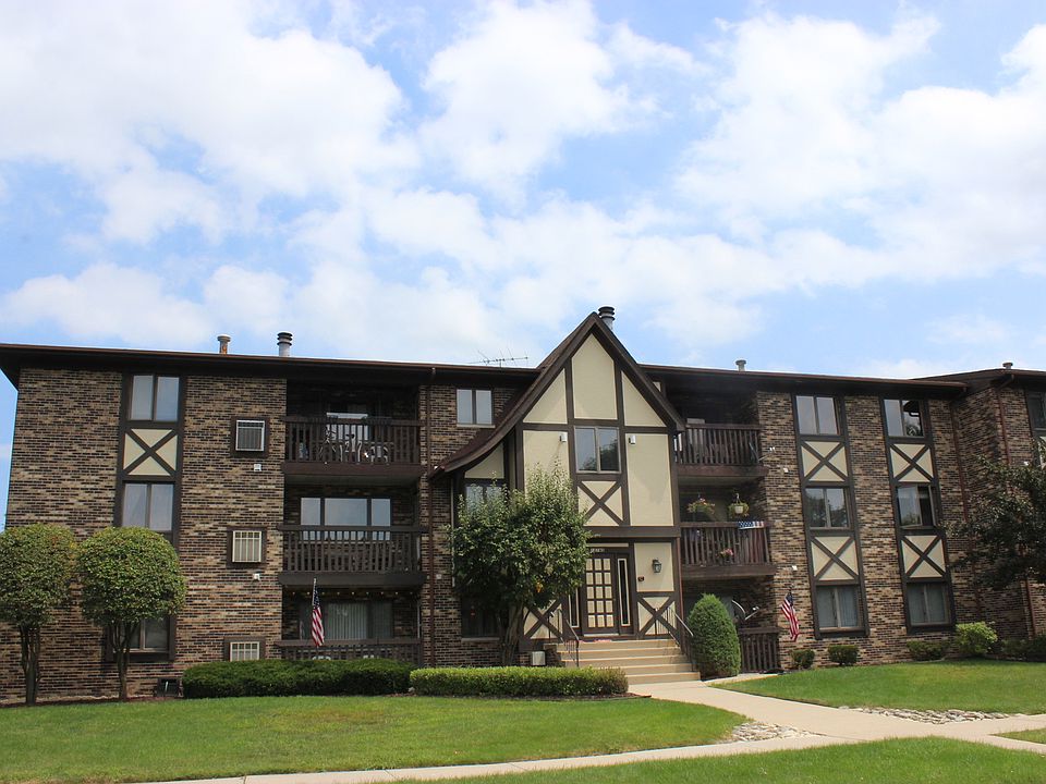 1st image of 13745 Lamon Ave APT 203