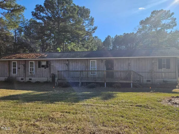 644 Josephine Dr, Lumberton, NC 28358