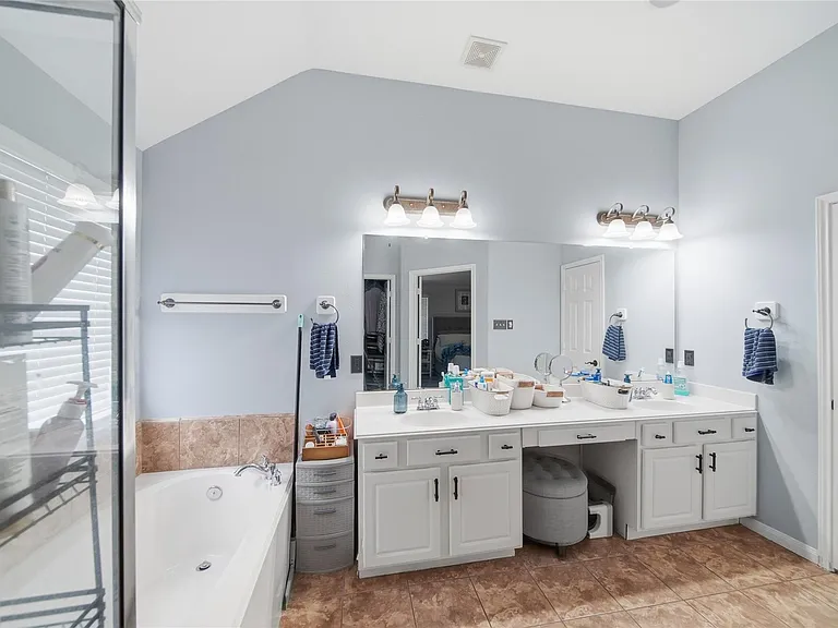 4910 Ivory Meadows Ln — Photo 18