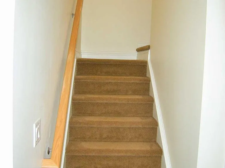 325 Ivy Trl — Photo 7