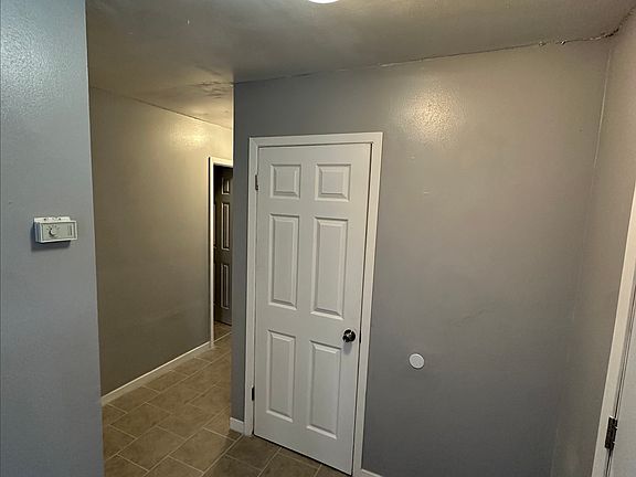 2nd image of 604 Marigny Cir Unit A