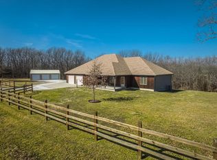 496 Clydesdale Dr, Rogersville, MO 65742