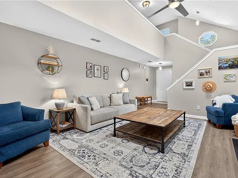 5035 N Bridges Dr — Photo 4