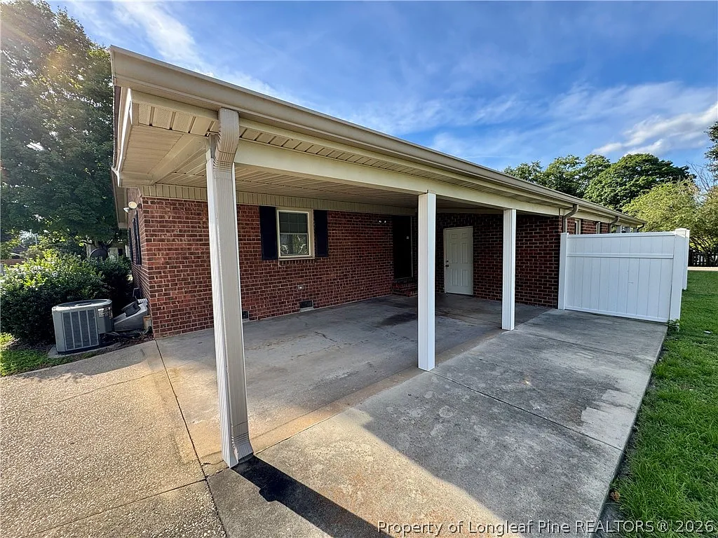 2 bed, 1.0 bath, 1088 sqft, $1,200 — Photo 4