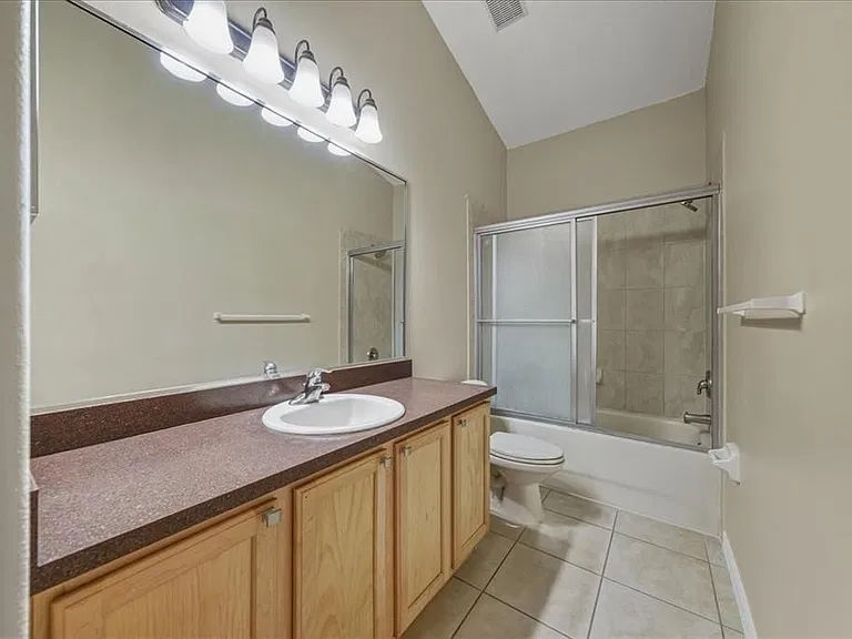 20647 Majestic St #20647 — Photo 27