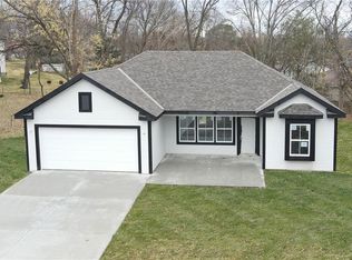 19 Platte Ridge Ct, Edgerton, MO 64444