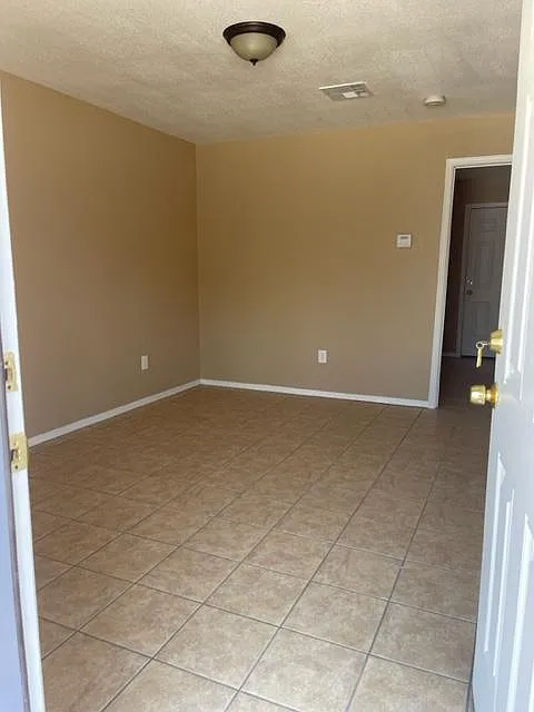 3815 Truman - #7 — Photo 2