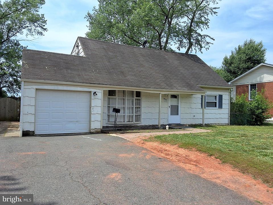 1st image of 9717 Lomond Dr