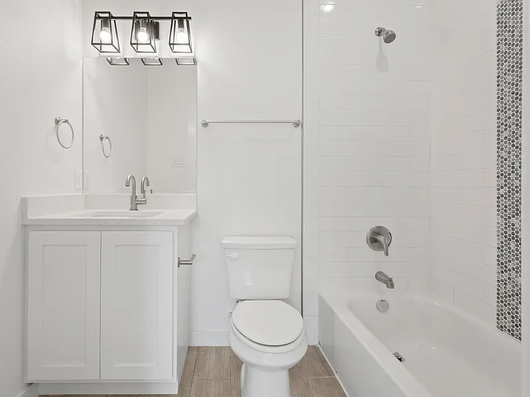 214 Cooper St — Photo 19