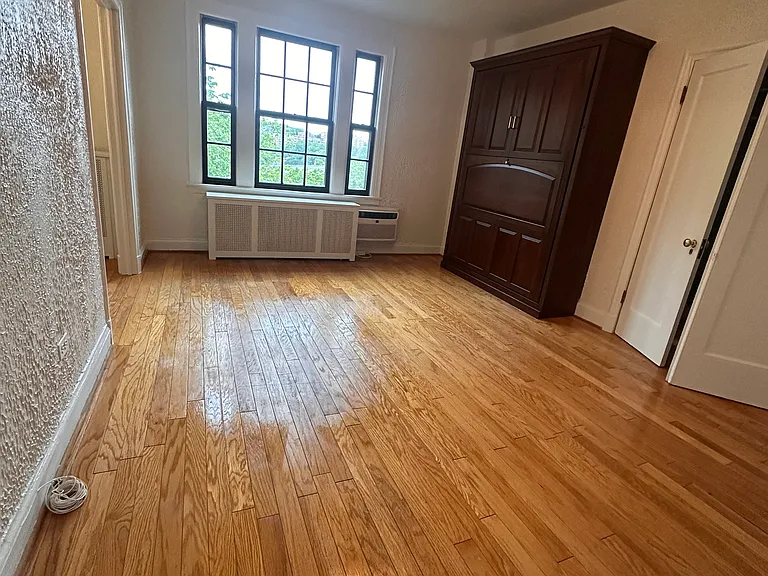 2032 Belmont Rd NW #614 — Photo 5