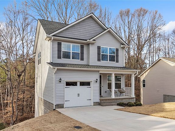 3rd image of 220 Joes Ct