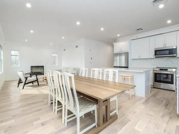 The Sagamore, 22 Sagamore Hill Dr #1A, Pt Washington, NY 11050