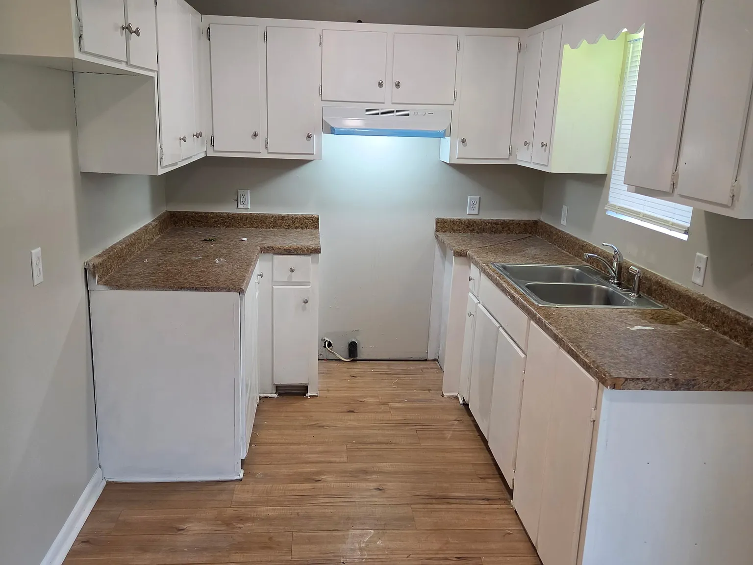 2 bed, 800 sqft, $850 — Photo 4
