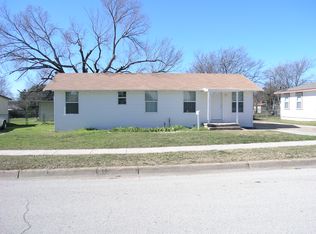 220 Bandera Ave, Benbrook, TX 76126
