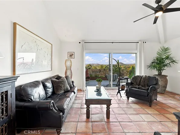701 Blue Oak Ave, Thousand Oaks, CA 91320