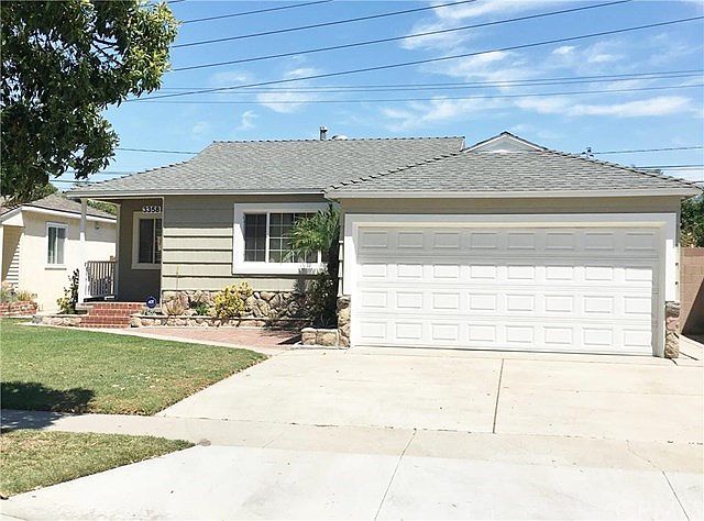1st image of 3358 Stevely Ave