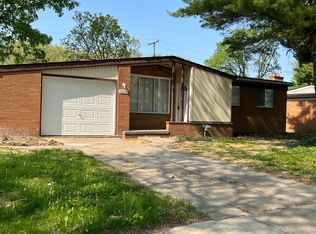 14610 Bishop St, Oak Park, MI 48237
