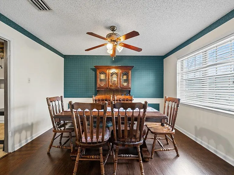 676 Hermitage Trail Dr — Photo 8