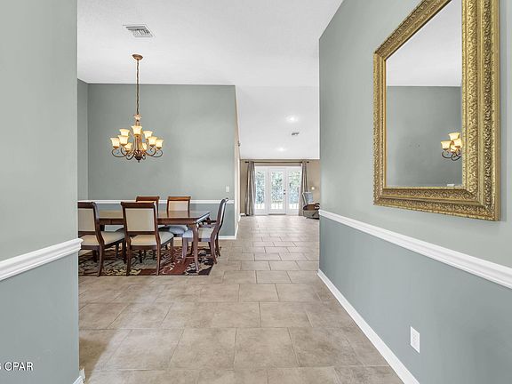 4th image of 104 Sandalwood Ln