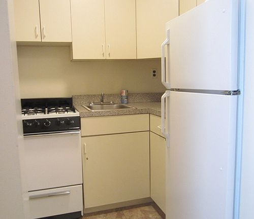 5th image of 65 E 11th St APT 4F