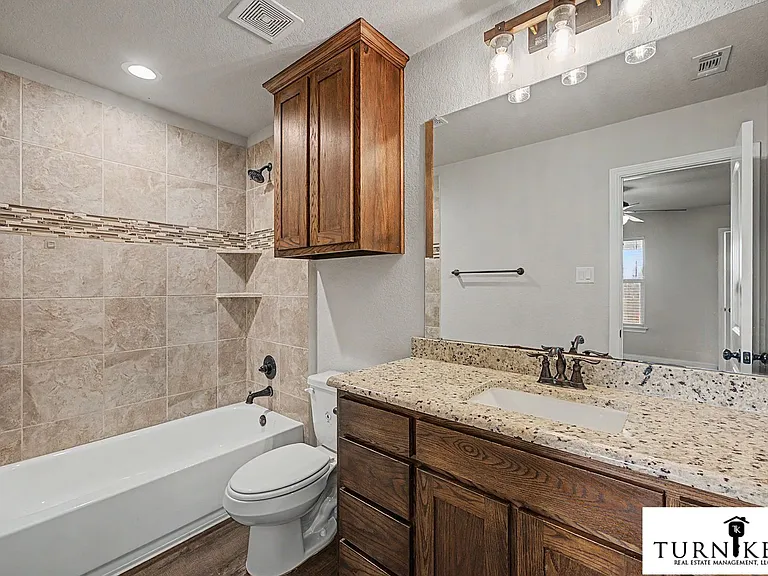 1324-1328 White Sand Dr — Photo 17