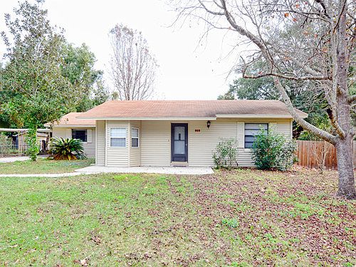 2nd image of 909 Kentucky Blvd