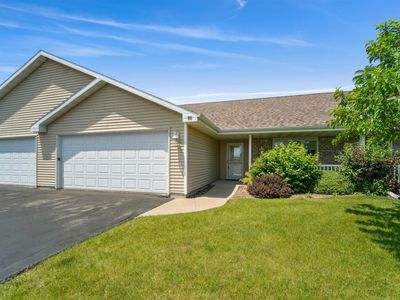 90 Stone Castle Dr, Fond Du Lac, WI, 54935