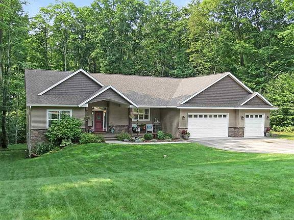 2nd image of 2625 Blue Meadow Dr