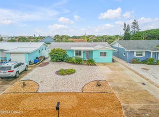 831 E 16th Ave, New Smyrna Beach, FL 32169