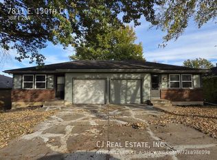7811 E 130th Ct, Grandview, MO 64030