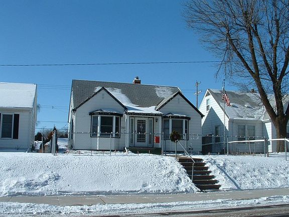 2nd image of 3234 Stinson Blvd