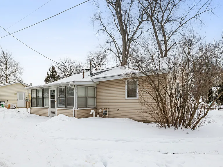 292 Grayson Rd — Photo 15