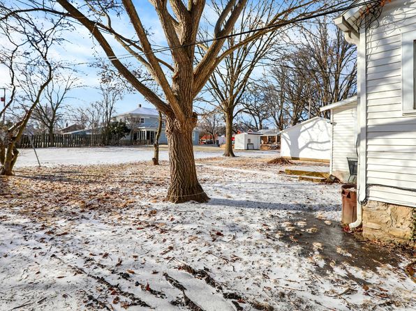 315 N High St, Hartford City, IN 47348