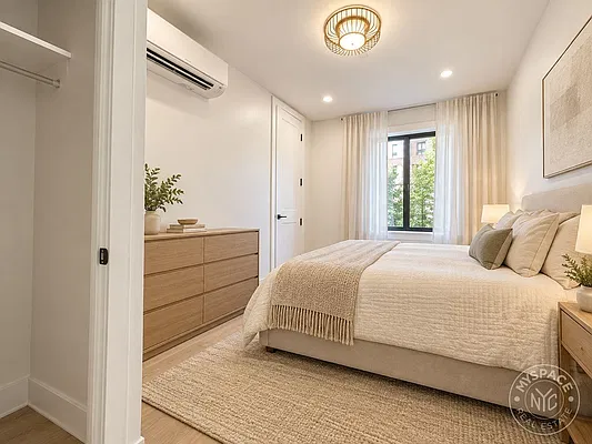 Bedroom, photo 4