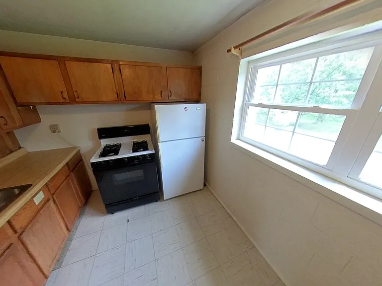 1208 N Dunn St #2 — Photo 7