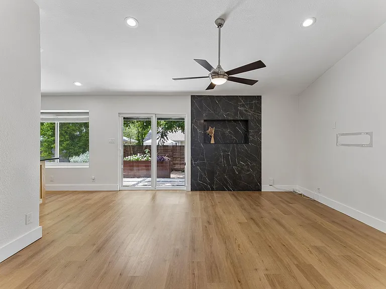 6312 Clubway Ln — Photo 10