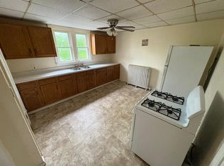 425 3rd St UNIT 1, Troy, NY 12180